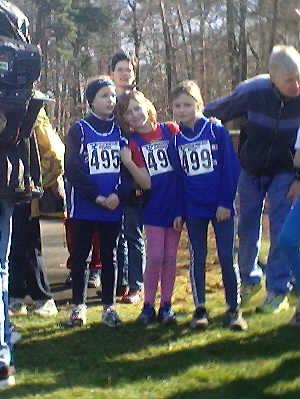 Lisa Schneider, Laura Freynick und Lara Bilan (alle W10)